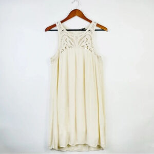 CUPIO Beige Crochet Yoke Shift Dress‎ Medium